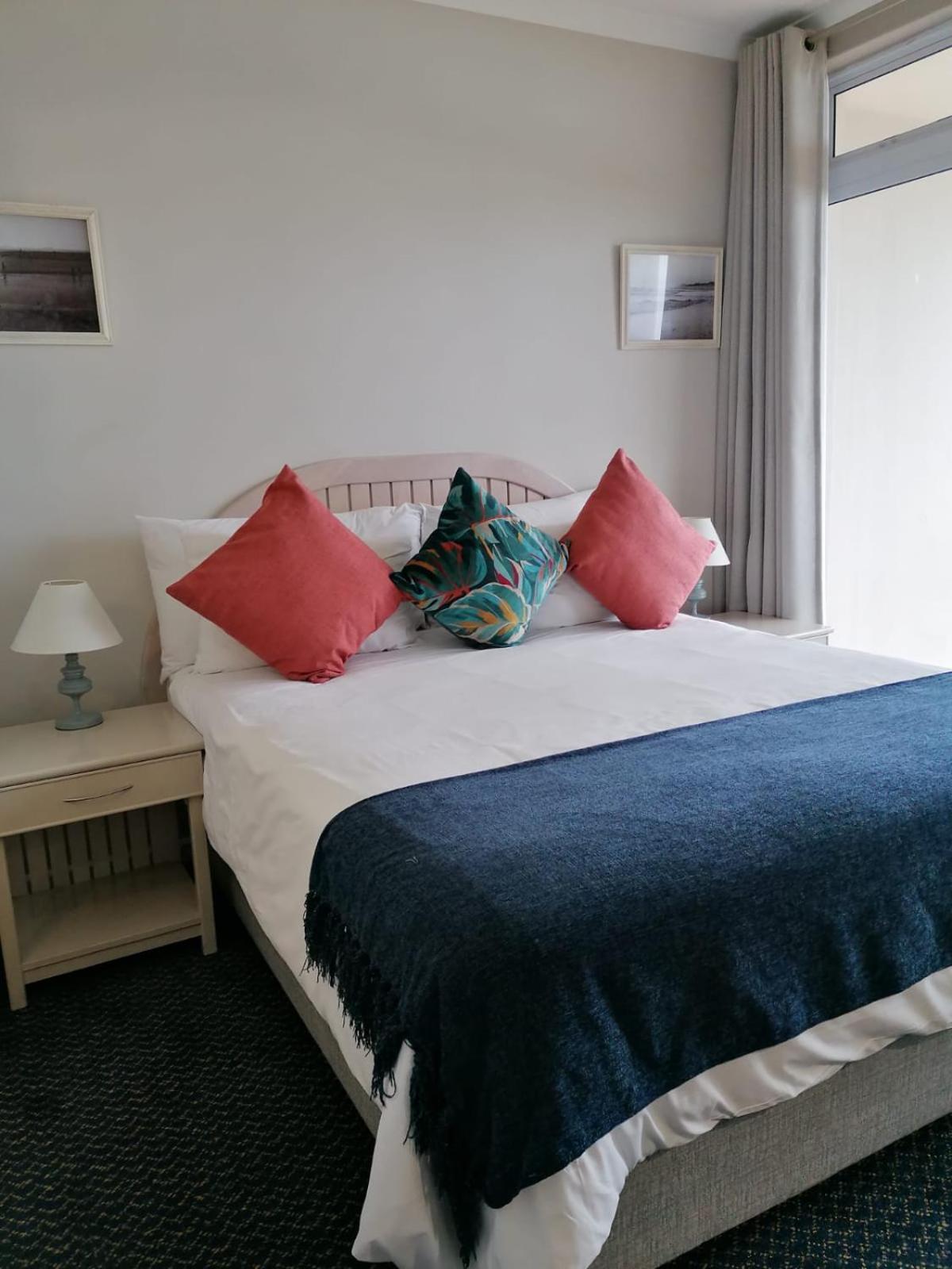 Cape Town Beachfront Apartments At Leisure Bay Exteriör bild