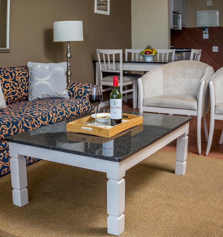 Cape Town Beachfront Apartments At Leisure Bay Exteriör bild