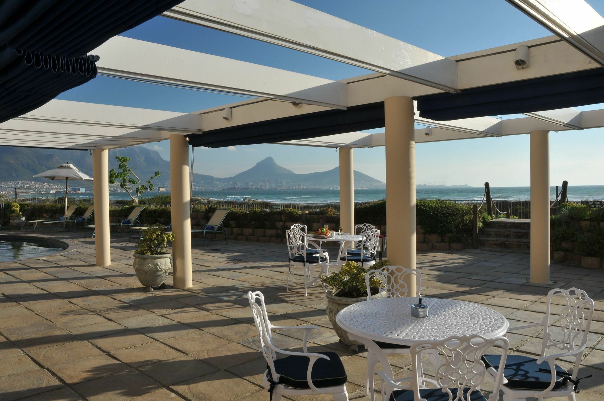 Cape Town Beachfront Apartments At Leisure Bay Exteriör bild