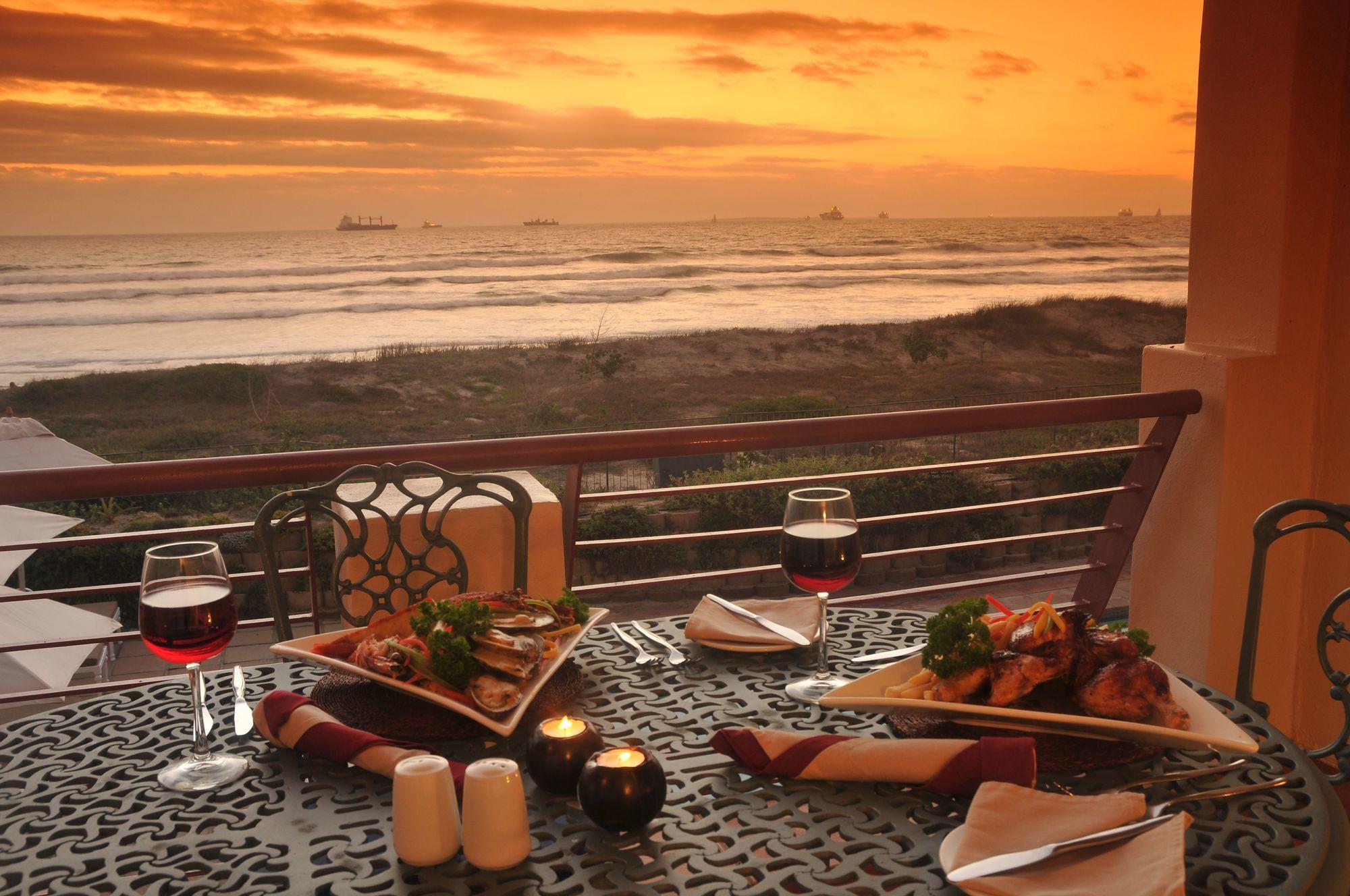 Cape Town Beachfront Apartments At Leisure Bay Exteriör bild